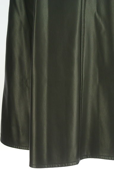 Pinky＆Dianne（ピンキー＆ダイアン）の古着「フェイクレザーロングスカート（ロングスカート・マキシスカート）」大画像５へ