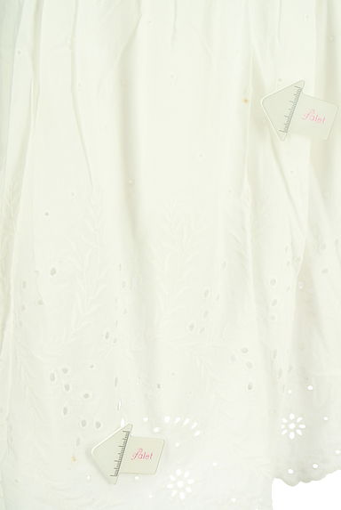 クリックで大画像表示 Spick and Span(スピック&スパン)の古着「カットワークレースロングスカート(ロングスカート・マキシスカート)」大画像5へ