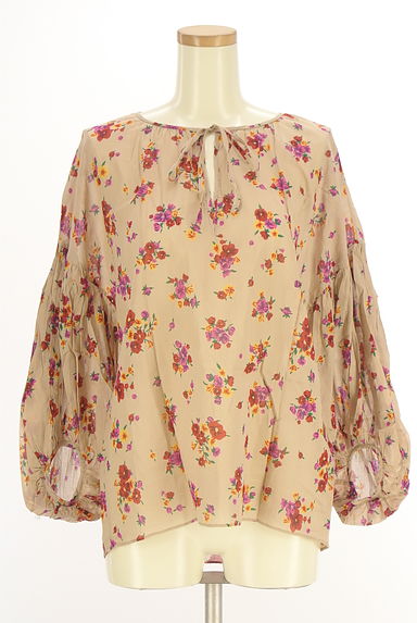 IENA（イエナ）の古着「ボリューム袖花柄ブラウス（カットソー・プルオーバー）」大画像１へ