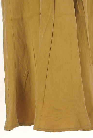 クリックで大画像表示 SLOBE IENA(スローブイエナ)の古着「光沢マーメイドロングスカート(ロングスカート・マキシスカート)」大画像5へ