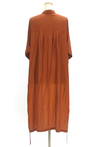 OSMOSIS（オズモーシス）の古着「loaf  イレギュラーヘム半袖ブラウス（ブラウス）」大画像２へ