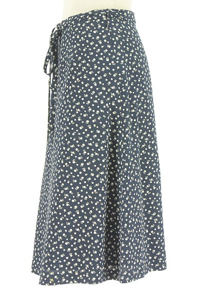 クリックで大画像表示 GALLERY VISCONTI(ギャラリービスコンティ)の古着「ベルト付き小花柄膝下スカート(スカート)」大画像3へ