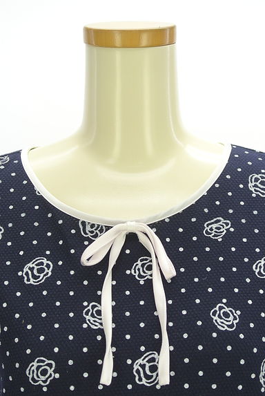 GALLERY VISCONTI（ギャラリービスコンティ）の古着「花柄パイピングミニワンピース（ワンピース・チュニック）」大画像５へ