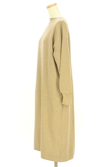 MAYSON GREY（メイソングレイ）の古着「socolla バックラインロングニットワンピ（ワンピース・チュニック）」大画像３へ