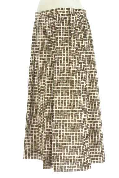 DAKS（ダックス）の古着「幾何学柄膝下丈フレアスカート（スカート）」大画像３へ