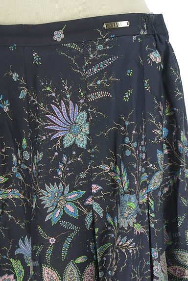 DAKS（ダックス）の古着「花柄ミモレスカート（スカート）」大画像４へ