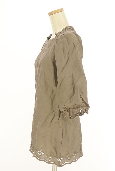 NARA CAMICIE（ナラカミーチェ）の古着「花刺繍スカラップリネンチュニック（カットソー・プルオーバー）」大画像３へ