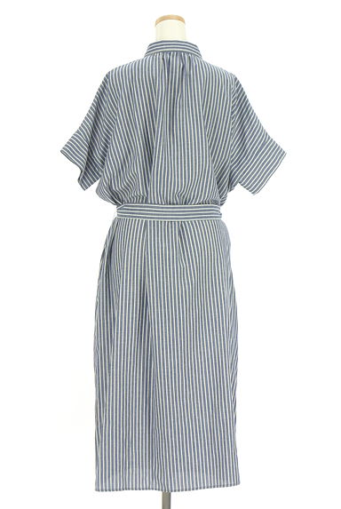 Stola.（ストラ）の古着「ベルト付きストライプシャツワンピース（ワンピース・チュニック）」大画像２へ