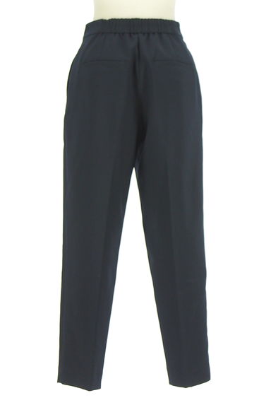 PLST（プラステ）の古着「ノーりカットソー×テーパードパンツ　セットアップ（セットアップ（ジャケット＋パンツ））」大画像５へ