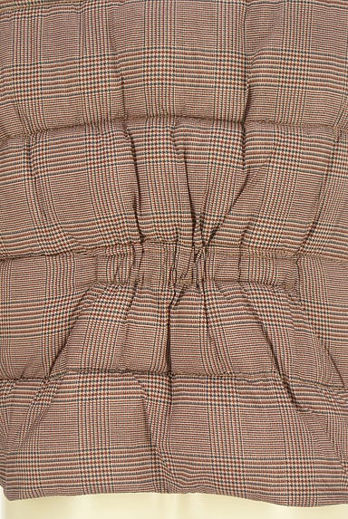 ADOLFO DOMINGUEZ（アドルフォドミンゲス）の古着「折り返し襟中綿チェックコート（コート）」大画像５へ