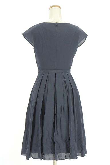 ANAYI（アナイ）の古着「ベルト付き膝丈フレアワンピース（ワンピース・チュニック）」大画像２へ