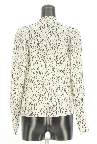 FRAY I.D（フレイアイディー）の古着「総柄ボリューム袖ブラウス（カットソー・プルオーバー）」大画像２へ