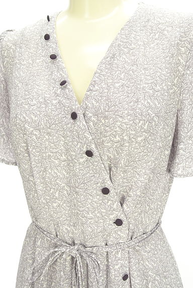 Snidel（スナイデル）の古着「総柄フレアワンピース（ワンピース・チュニック）」大画像４へ