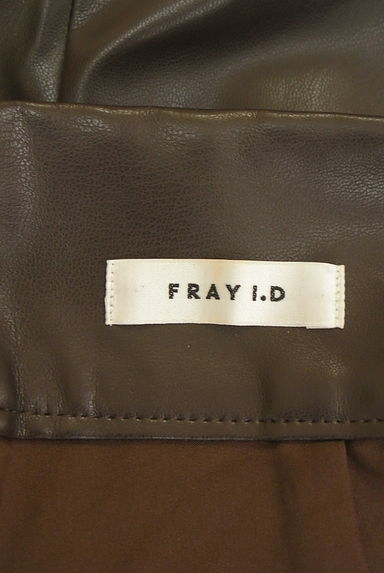 FRAY I.D（フレイアイディー）の古着「ベルト付きフェイクレザーキュロットパンツ（ショートパンツ・ハーフパンツ）」大画像６へ