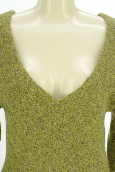 FRAY I.D（フレイアイディー）の古着「Vネックミックスニットトップス（ニット）」大画像４へ