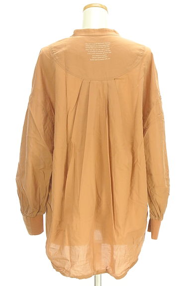 ayane（アヤン）の古着「ボリュームスリーブスキッパーカットソー（カットソー・プルオーバー）」大画像２へ