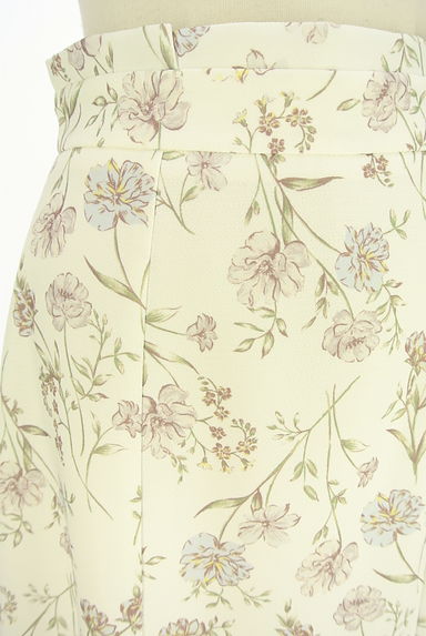 PROPORTION BODY DRESSING（プロポーションボディドレッシング）の古着「ミモレ丈花柄フレアスカート（スカート）」大画像４へ