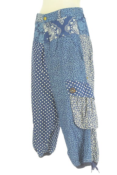mercibeaucoup（メルシーボークー）の古着「花柄×ドット柄パッチワークサルエルパンツ（パンツ）」大画像３へ