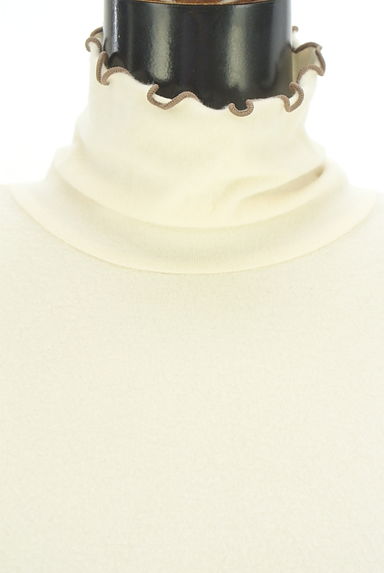 LE SOUK HOLIDAY（ルスークホリデー）の古着「メロウフリル起毛ハイネックカットソー（カットソー・プルオーバー）」大画像４へ