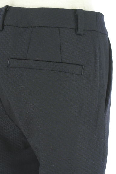 UNITED ARROWS（ユナイテッドアローズ）の古着「センタープレステーパードパンツ（パンツ）」大画像５へ