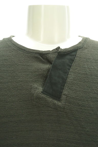 291295=HOMME（２９１２９５オム）の古着「ヘンリーネックプリントカットソー（カットソー・プルオーバー）」大画像４へ