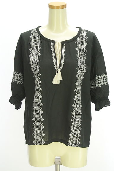 earth music&ecology（アースミュージック＆エコロジー）の古着「タッセル付きクロスステッチブラウス（カットソー・プルオーバー）」大画像１へ