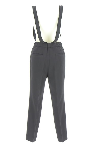 23区（ニジュウサンク）の古着「肩紐付きテーパードパンツ（オーバーオール・サロペット）」大画像２へ