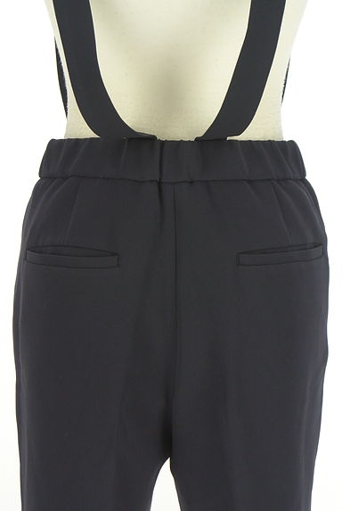 23区（ニジュウサンク）の古着「肩紐付きテーパードパンツ（オーバーオール・サロペット）」大画像５へ