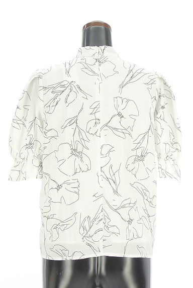 An MILLE（アンミール）の古着「半そでボウタイ花柄カットソー（カットソー・プルオーバー）」大画像２へ