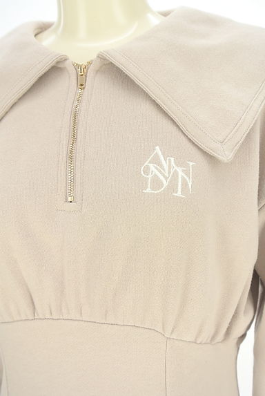 An MILLE（アンミール）の古着「セーラー襟ハーフジップスウェットミモレワンピ（ワンピース・チュニック）」大画像４へ