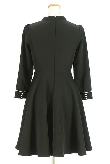 An MILLE（アンミール）の古着「パイピング膝丈フレアワンピース（ワンピース・チュニック）」大画像２へ