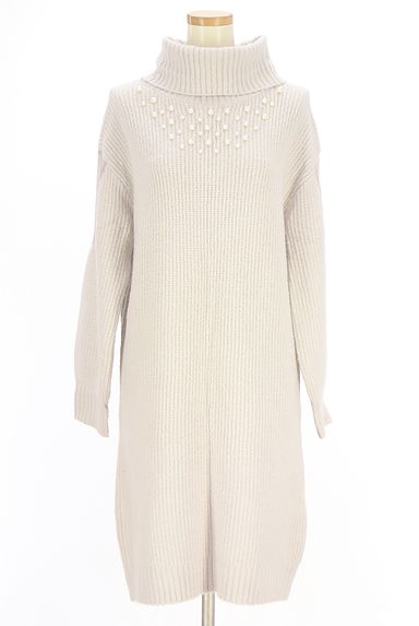PROPORTION BODY DRESSING（プロポーションボディドレッシング）の古着「パール付きタートルネックニットワンピース（ワンピース・チュニック）」大画像１へ