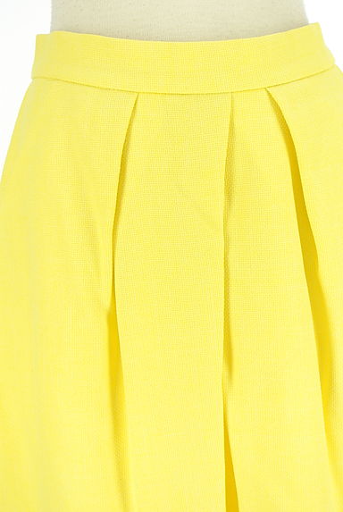 Reflect（リフレクト）の古着「ミディ丈タックフレアスカート（スカート）」大画像４へ