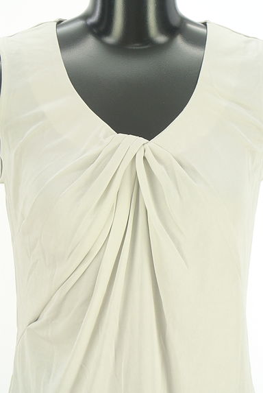 クリックで大画像表示 COUP DE CHANCE(クードシャンス)の古着「ツイストノースリブラウス(カットソー・プルオーバー)」大画像4へ