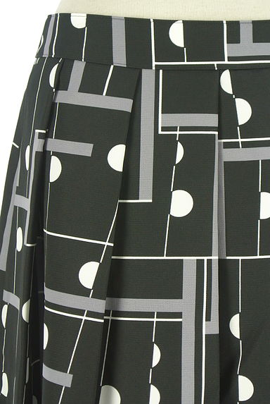 クリックで大画像表示 Reflect(リフレクト)の古着「膝丈プリーツフレアスカート(スカート)」大画像5へ