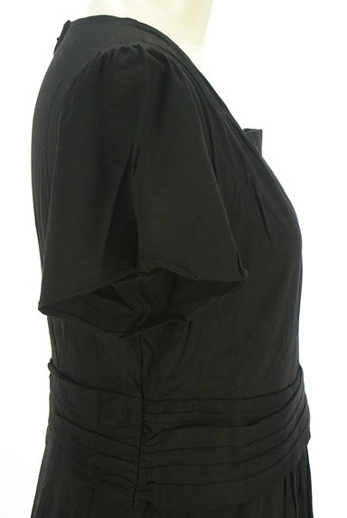 Reflect（リフレクト）の古着「接触冷感スクエアネック膝丈ワンピース（ワンピース・チュニック）」大画像５へ