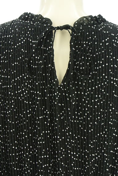 Mila Owen（ミラオーウェン）の古着「ドット柄ベルト付きプリーツシフォンロングワンピース（ワンピース・チュニック）」大画像４へ