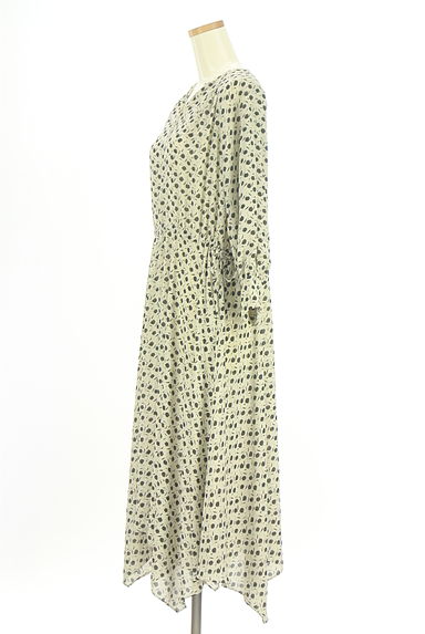 ROPE（ロペ）の古着「イレギュラーヘム花柄ロングシフォンワンピース（ワンピース・チュニック）」大画像３へ