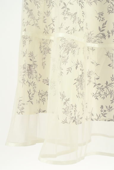 クリックで大画像表示 An MILLE(アンミール)の古着「花柄チュールロングスカート(ロングスカート・マキシスカート)」大画像5へ