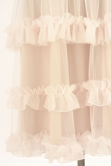 クリックで大画像表示 evelyn(エブリン)の古着「ティアードフリルロングチュールキャミワンピ(キャミワンピース)」大画像5へ