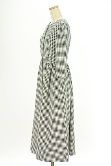 TOCCA（トッカ）の古着「千鳥格子柄ロングフレアワンピース（ワンピース・チュニック）」大画像３へ