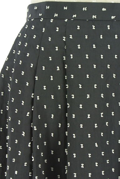 TOCCA（トッカ）の古着「ドビードットナイロンロングスカート（スカート）」大画像４へ