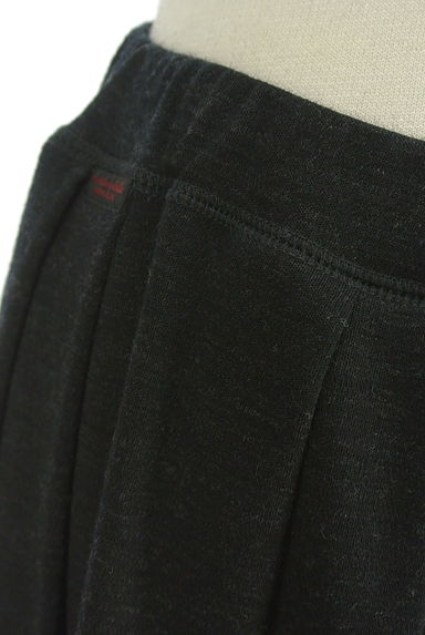 Mademoiselle NON NON（マドモアゼルノンノン）の古着「ストレッチロングタックフレアスカート（スカート）」大画像４へ