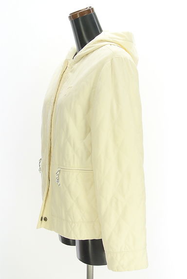 Mademoiselle NON NON（マドモアゼルノンノン）の古着「キルティングフーディショートコート（ジャケット）」大画像３へ