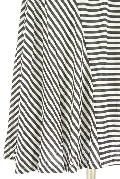 クリックで大画像表示 Reflect(リフレクト)の古着「ウエストゴム膝丈ボーダーワンピース(ワンピース・チュニック)」大画像5へ