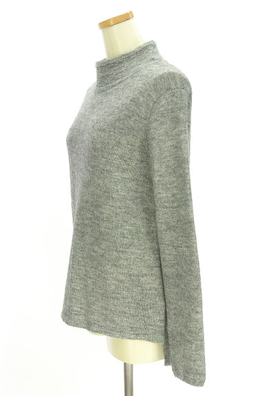 クリックで大画像表示 COMME CA(コムサ)の古着「Gabardine K.T モヘヤ混ハイネックニット(セーター)」大画像3へ