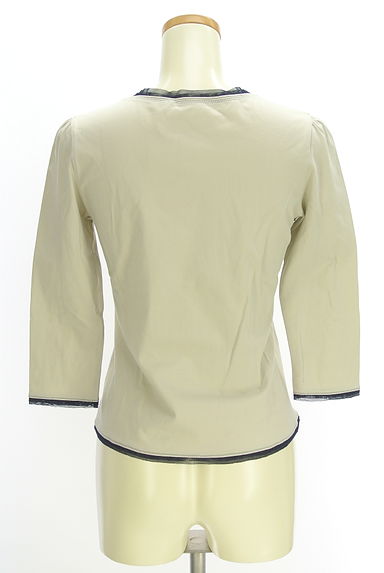 HIROKO KOSHINO（ヒロココシノ）の古着「花モチーフ7分袖カットソー（カットソー・プルオーバー）」大画像２へ