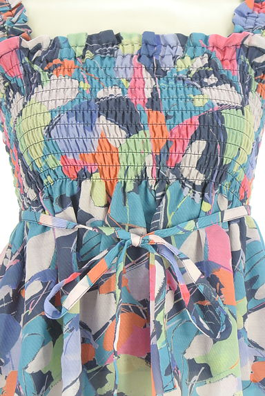 REDYAZEL（レディアゼル）の古着「花柄ペプラムキャミ（カットソー・プルオーバー）」大画像４へ