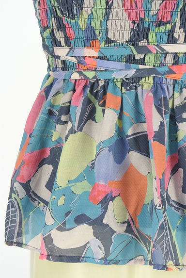 REDYAZEL（レディアゼル）の古着「花柄ペプラムキャミ（カットソー・プルオーバー）」大画像５へ