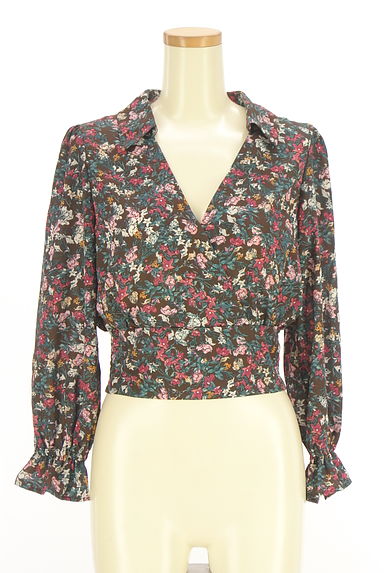 FREE'S MART（フリーズマート）の古着「小花柄カシュクールブラウス（カットソー・プルオーバー）」大画像１へ